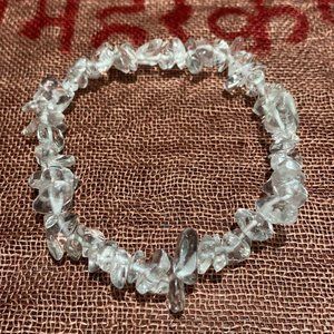 Clear Quartz Chips Stretch Bracelet